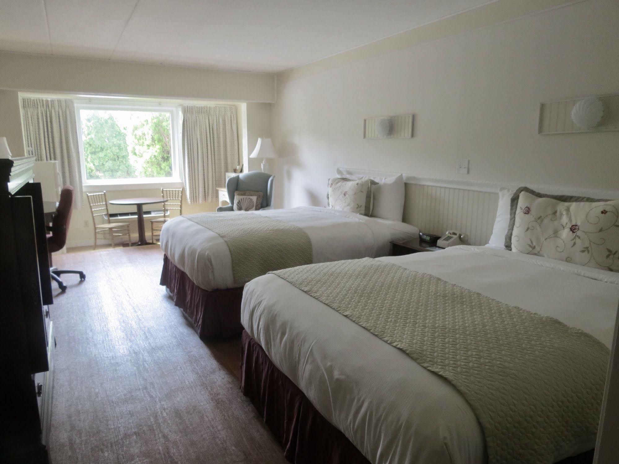 Shoreway Acres Inn Falmouth Buitenkant foto