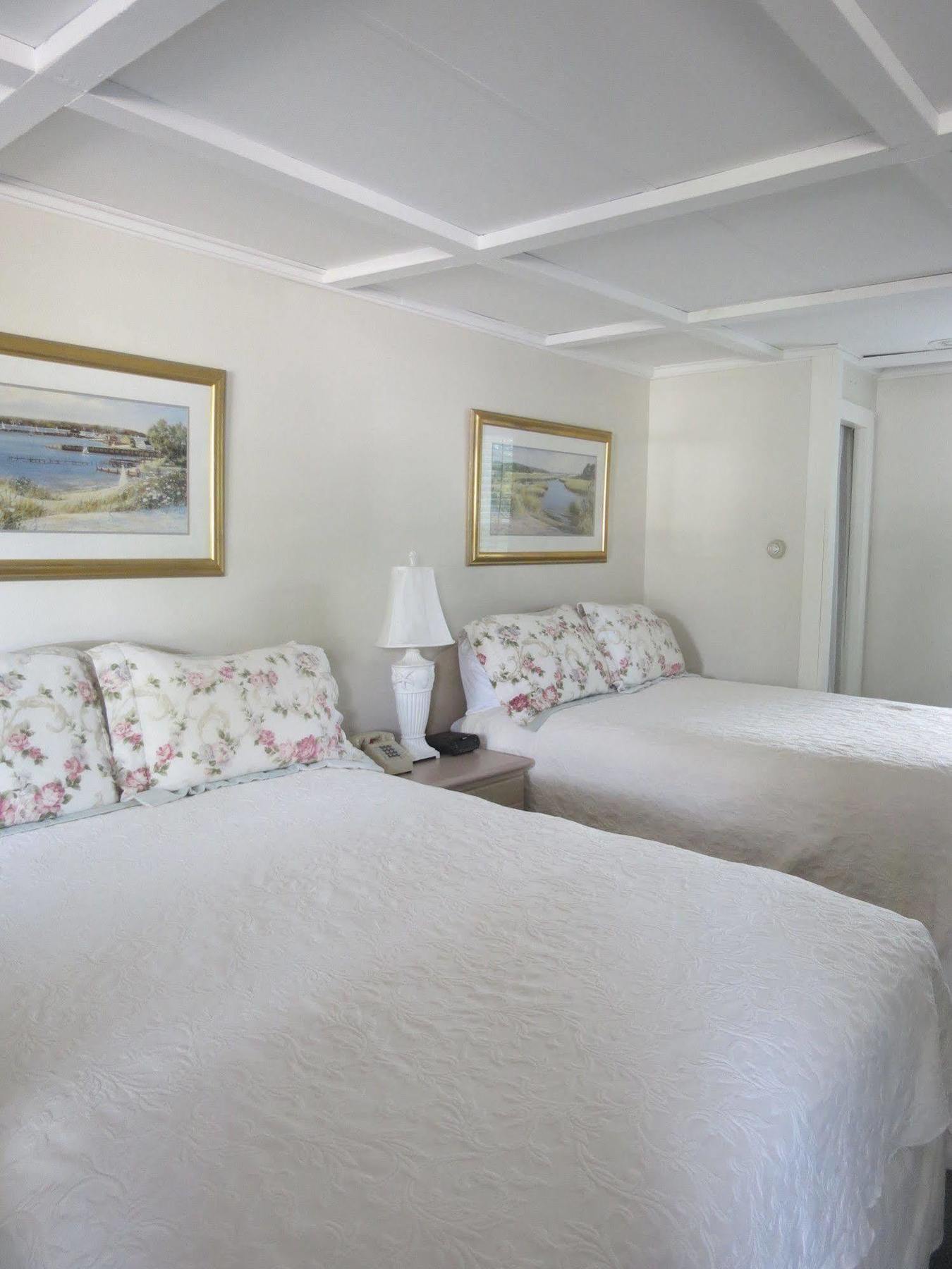 Shoreway Acres Inn Falmouth Buitenkant foto